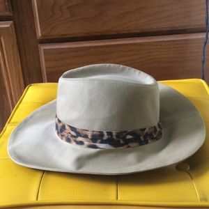 Ralph Lauren hat